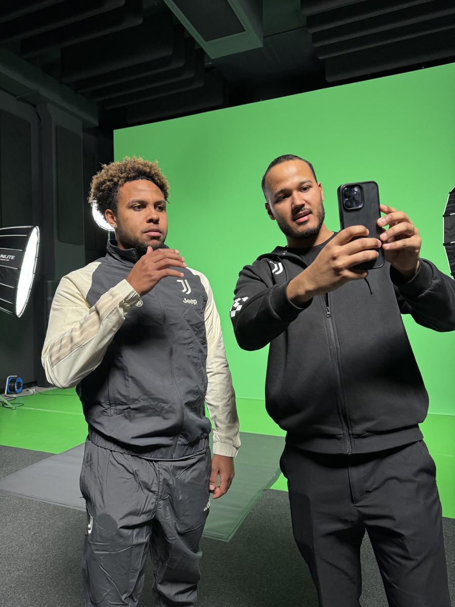 Filming a player on a green-screen set